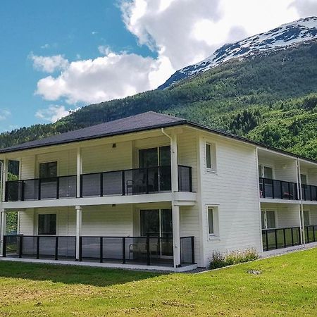 Loen Apartments Εξωτερικό φωτογραφία