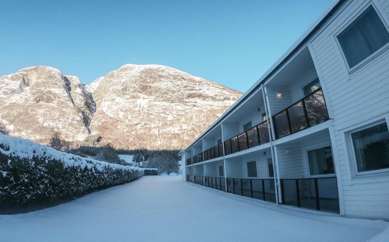 Loen Apartments Εξωτερικό φωτογραφία