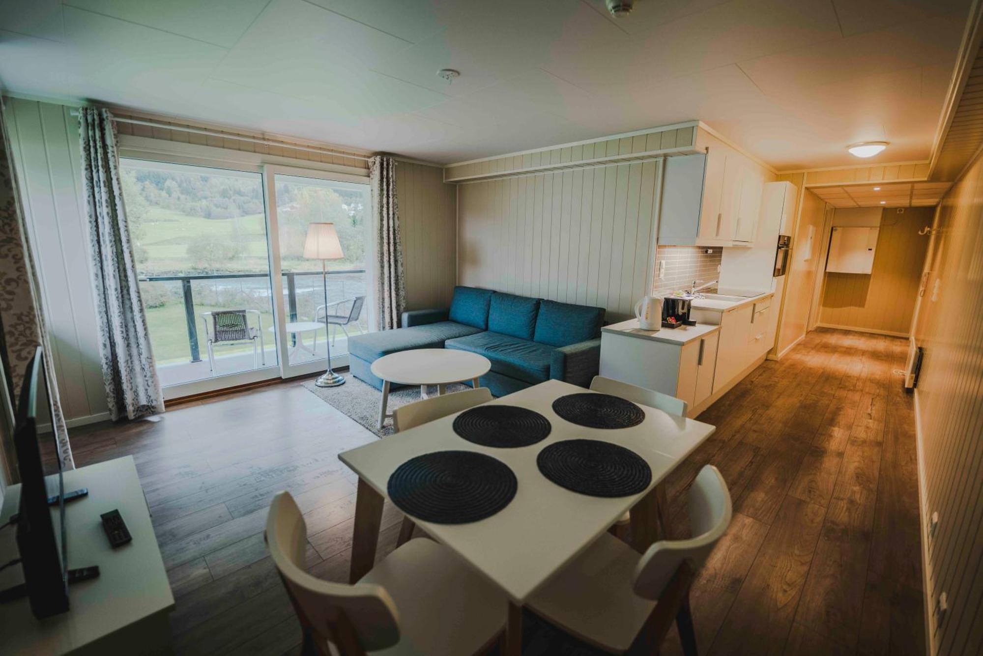 Loen Apartments Εξωτερικό φωτογραφία