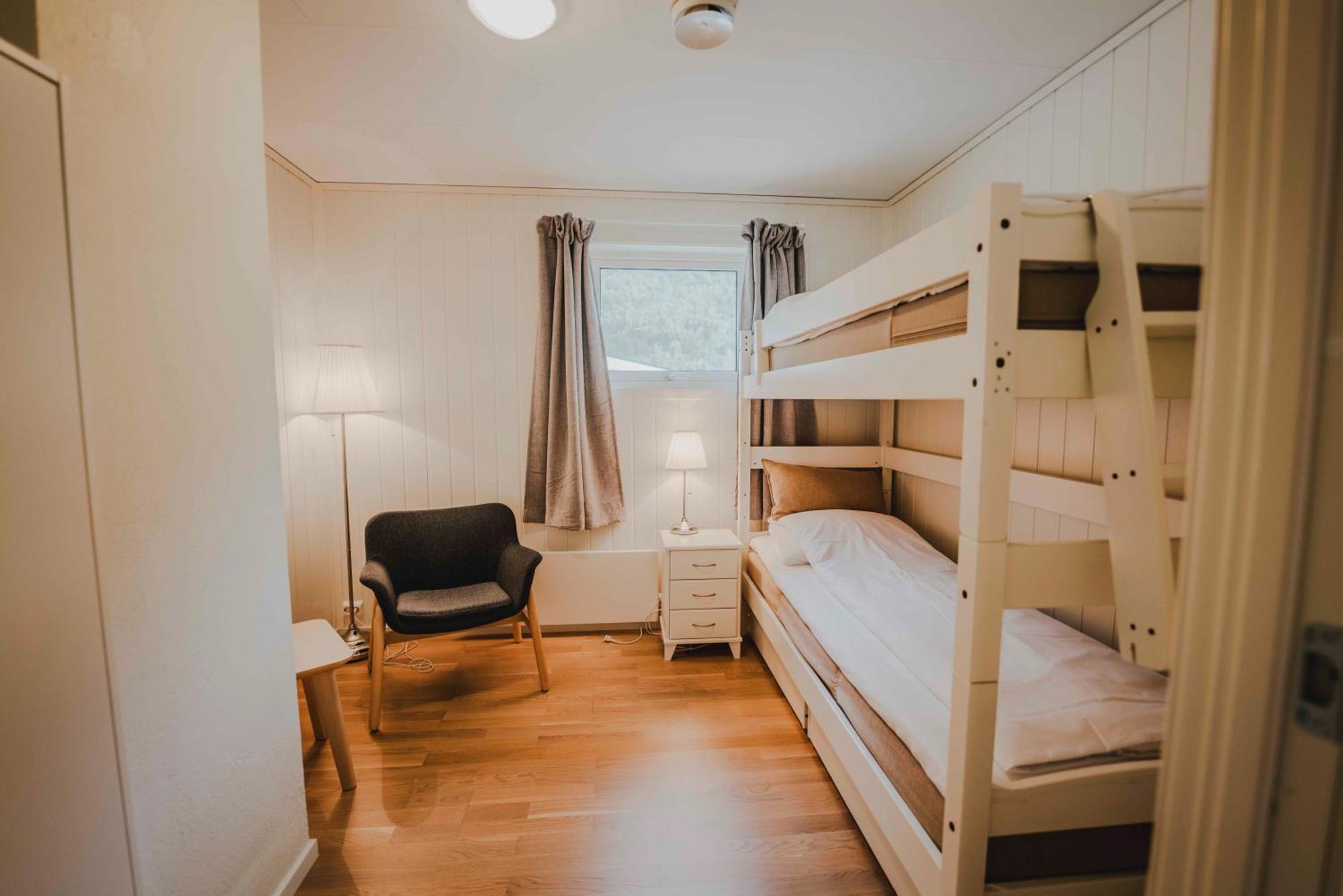 Loen Apartments Εξωτερικό φωτογραφία